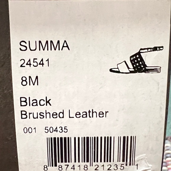 Cushioned sole sandals, NWOT - Picture 4 of 5